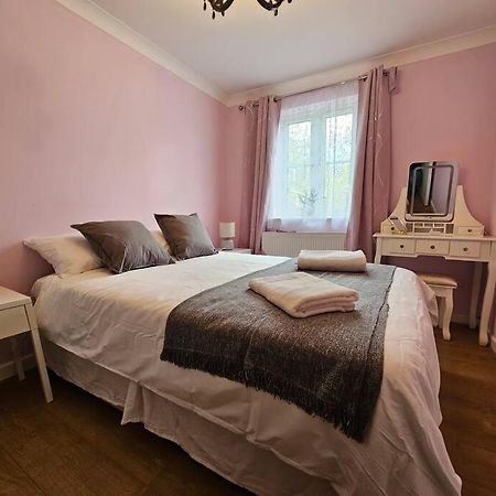 Appartement Lovely Flat Close To Shepherd'S Bush à Londres Extérieur photo