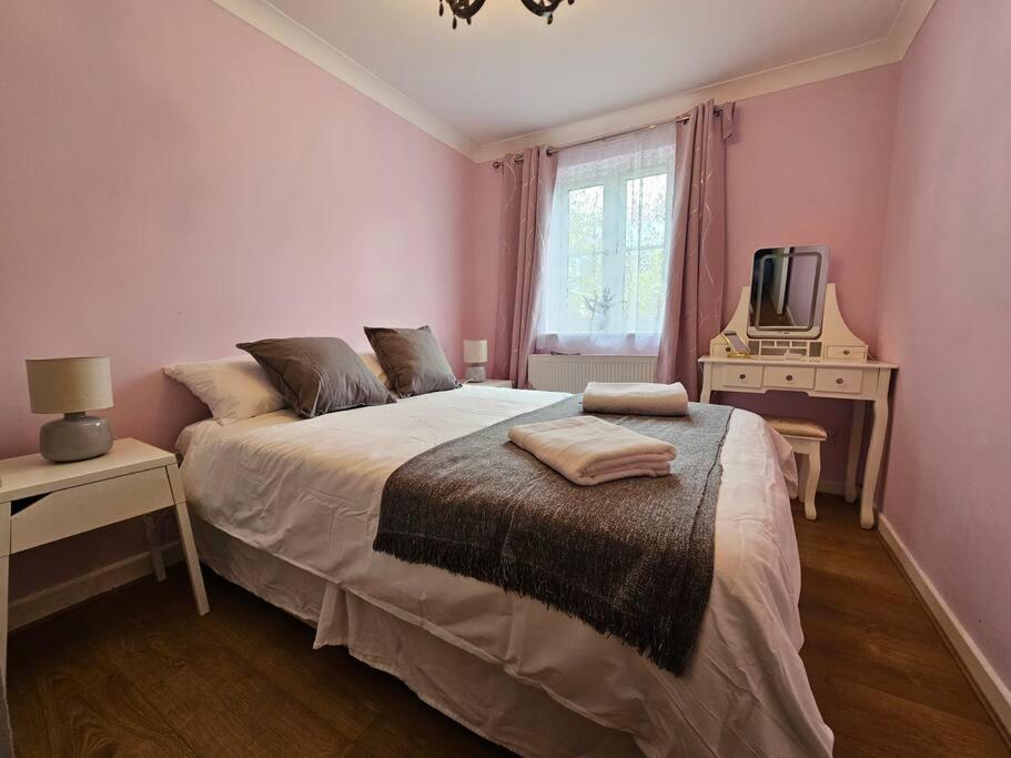 Appartement Lovely Flat Close To Shepherd'S Bush à Londres Extérieur photo