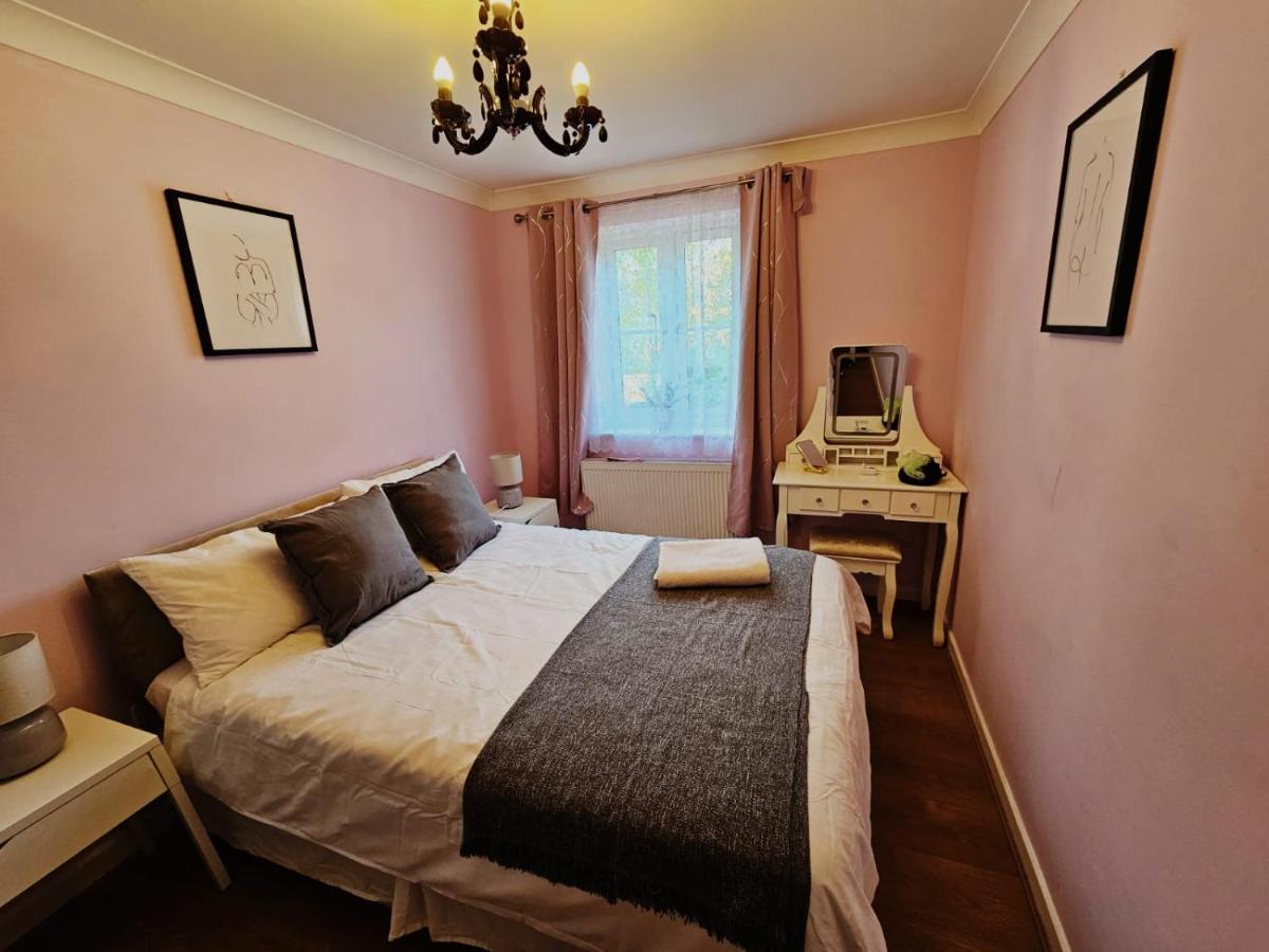 Appartement Lovely Flat Close To Shepherd'S Bush à Londres Extérieur photo